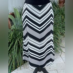 ‼️‼️$10 ‼️‼️ CLEARANCE SALE Skirt